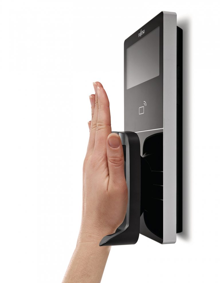 Con il PalmSecure ID Access, Fujitsu porta l'autenticazione biometrica anche in Europa