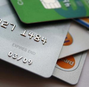 Chip shortage miete una nuova vittima: le carte di credito