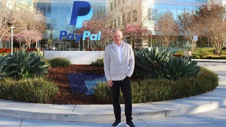 PayPal Enrique Lores presidente amministratore delegato